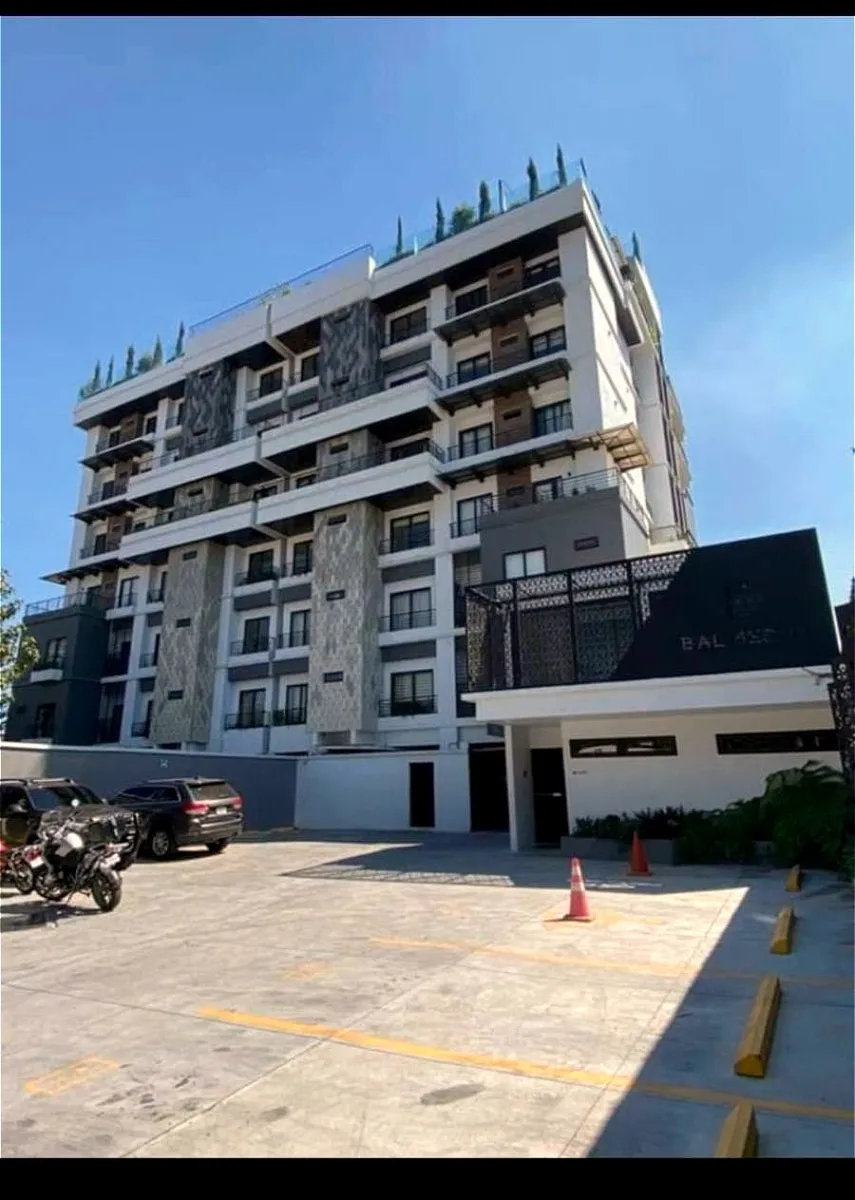 VENTA APARTAMENTO EDIFICIO BALMES 47, ZONA 11 LAS CHARCAS