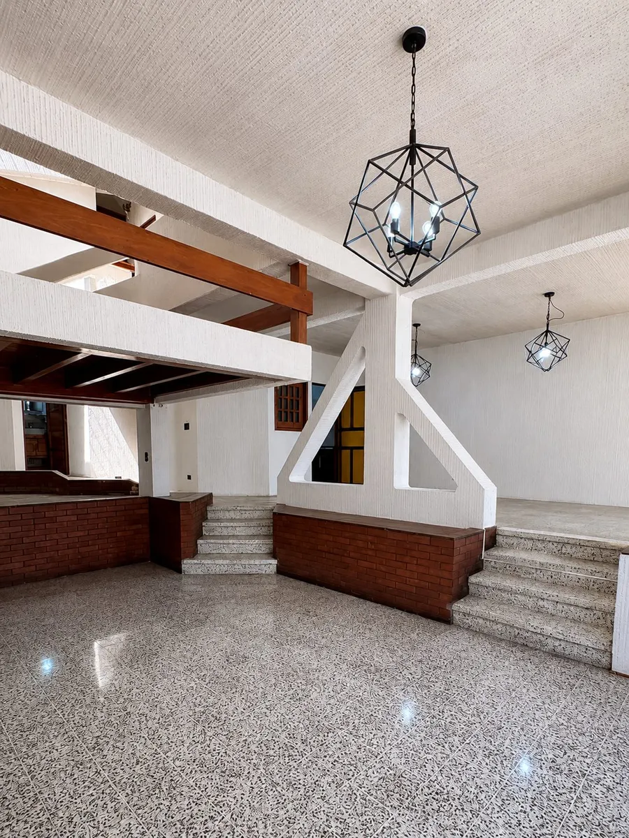 Townhouse en renta en 20 calle, Zona 10