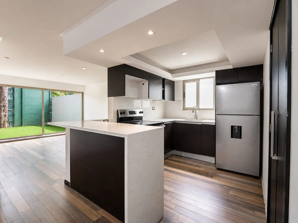 Apartamento con jardín en Bonavita Zona 15