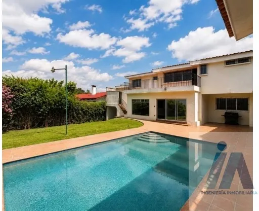 CASA EN VENTA 📍 Zona 15, VH3 Fuera de Garita US$1,210,000 USD